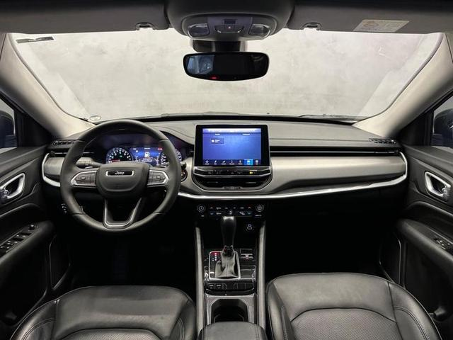 Foto do veículo JEEP COMPASS  LONGITUDE T270 TURBO FLEX AUT. 2022 28.712 KM 135.900,00