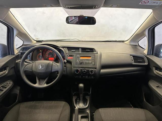 Foto do veículo HONDA FIT  1.5 LX 16V FLEX 4P AUTOMATICO 2015 63.100 KM 69.900,00