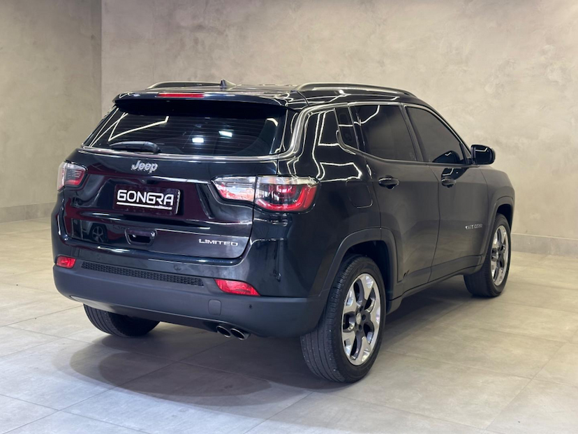 Foto do veículo JEEP COMPASS  LIMITED F 2018 33.418 KM 102.900,00
