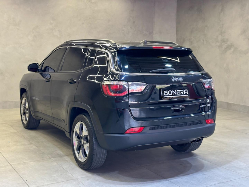 Foto do veículo JEEP COMPASS  LIMITED F 2018 33.418 KM 102.900,00