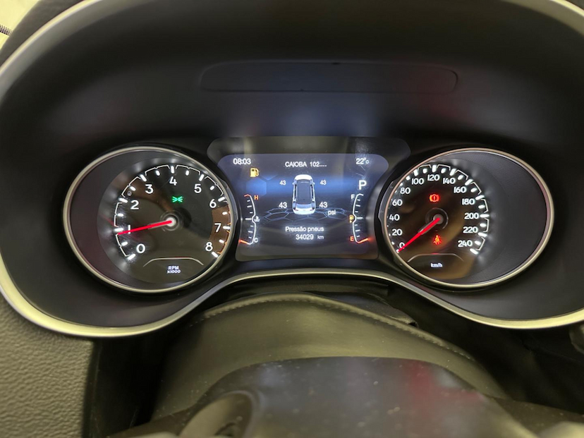 Foto do veículo JEEP COMPASS  LIMITED F 2018 33.418 KM 102.900,00