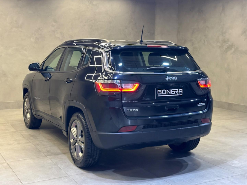 Foto do veículo JEEP COMPASS  LONG TF 2023 20.744 KM 139.900,00