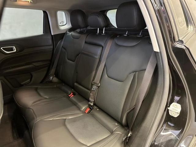Foto do veículo JEEP COMPASS  LONG TF 2022 11.957 KM 136.900,00