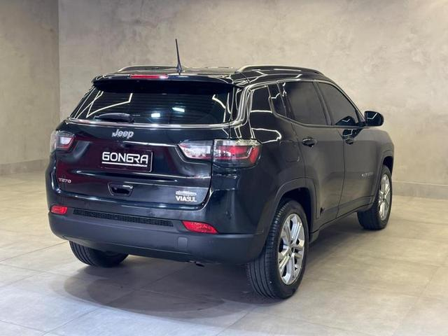 Foto do veículo JEEP COMPASS  LONG TF 2022 11.957 KM 136.900,00