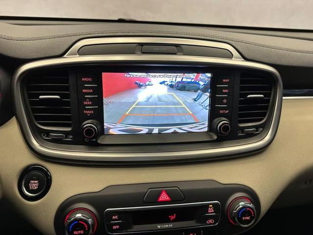 Foto do veículo KIA SORENTO  3.5 V6 24V 4X4 AUT 7 LUGARES 2020 32.620 KM 188.900,00