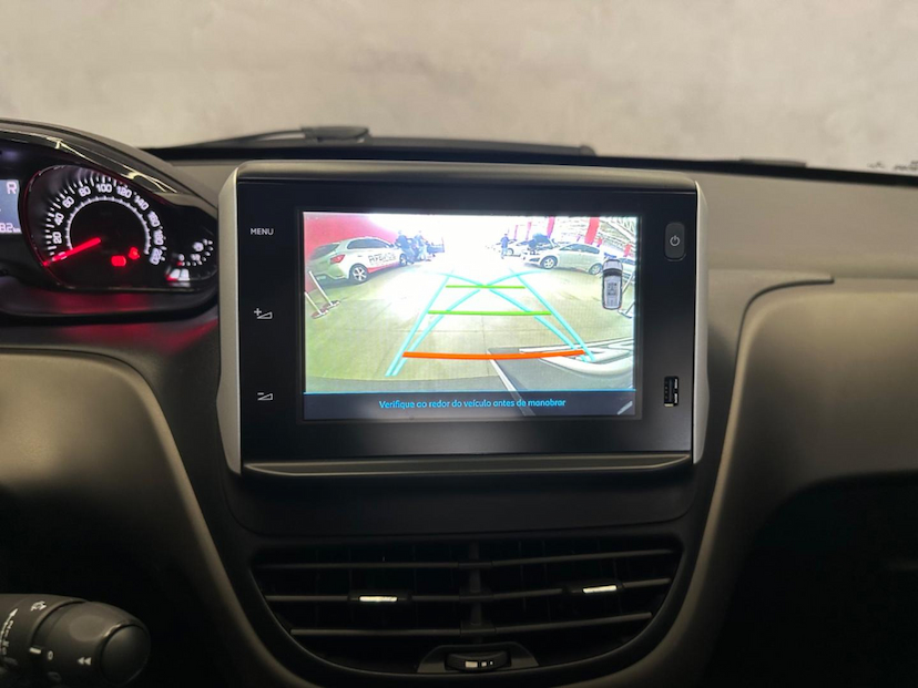 Foto do veículo PEUGEOT 2008  GRF THP AT 2021 47.631 KM 86.900,00