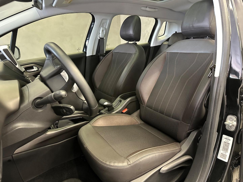 Foto do veículo PEUGEOT 2008  GRF THP AT 2021 47.631 KM 86.900,00