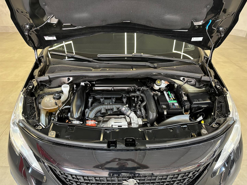 Foto do veículo PEUGEOT 2008  GRF THP AT 2021 47.631 KM 86.900,00