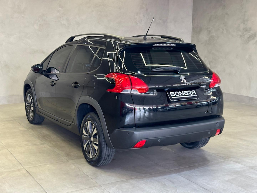 Foto do veículo PEUGEOT 2008  GRF THP AT 2021 47.631 KM 86.900,00