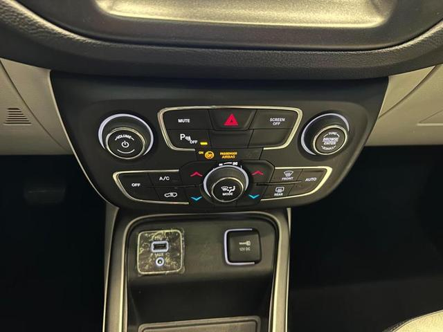 Foto do veículo JEEP COMPASS  LONGITUDE F 2019 55.334 KM 106.900,00