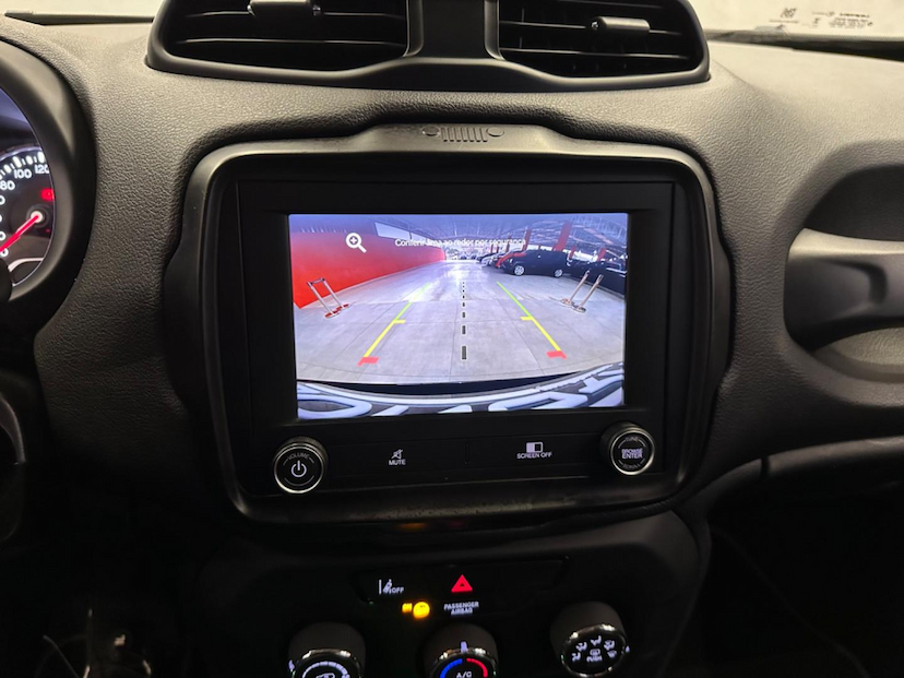 Foto do veículo JEEP RENEGADE  SPORT T270 1.3 TB 4X2 FLEX AUT. 2023 24.327 KM 105.900,00