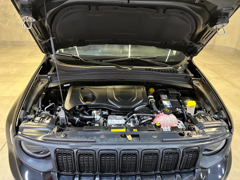 Foto do veículo JEEP RENEGADE  SPORT T270 1.3 TB 4X2 FLEX AUT. 2023 24.327 KM 105.900,00