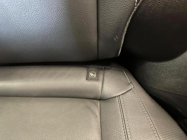 Foto do veículo JEEP RENEGADE  LONGITUDE T270 1.3 TB 4X2 FLEX AUT 2024 10.700 KM 134.900,00