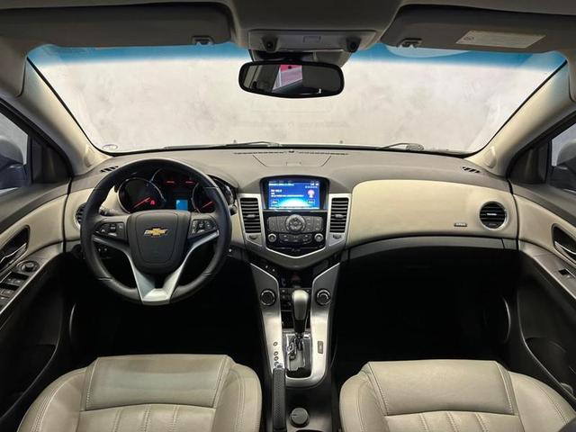 Foto do veículo CHEVROLET CRUZE CHEV  LTZ NB AT 2014 71.990 KM 69.900,00