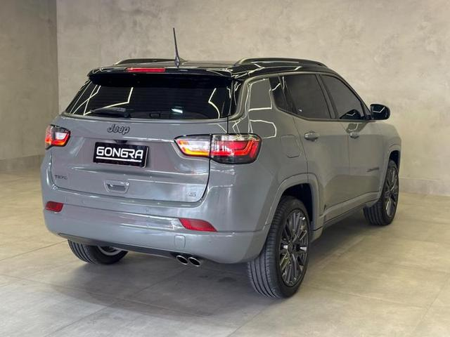Foto do veículo JEEP COMPASS  SERIE S TF 2023 13.734 KM 179.900,00