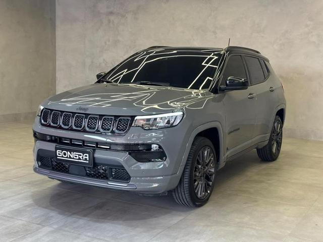 Foto do veículo JEEP COMPASS  SERIE S TF 2023 13.734 KM 179.900,00