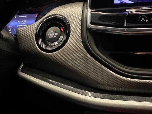 Foto do veículo JEEP COMPASS  LONG TF 2022 42.202 KM 131.900,00