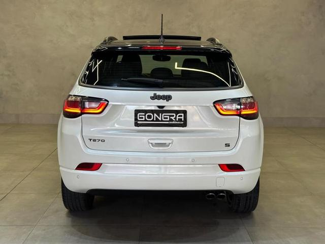 Foto do veículo JEEP COMPASS  SERIE S TF 2023 17.486 KM 177.900,00