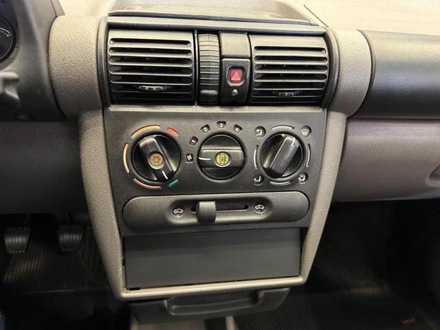 Foto do veículo CHEVROLET CLASSIC CHEVROLET  LS 2016 76.643 KM 36.900,00