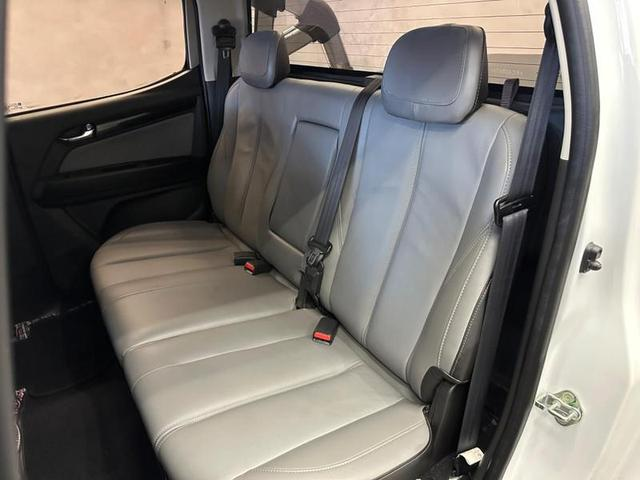 Foto do veículo CHEVROLET S10 S-10 LTZ 2.8 FLEXPOWER 4X4 CD MEC 2015 73.693 KM 105.900,00