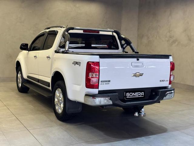 Foto do veículo CHEVROLET S10 S-10 LTZ 2.8 FLEXPOWER 4X4 CD MEC 2015 73.693 KM 105.900,00