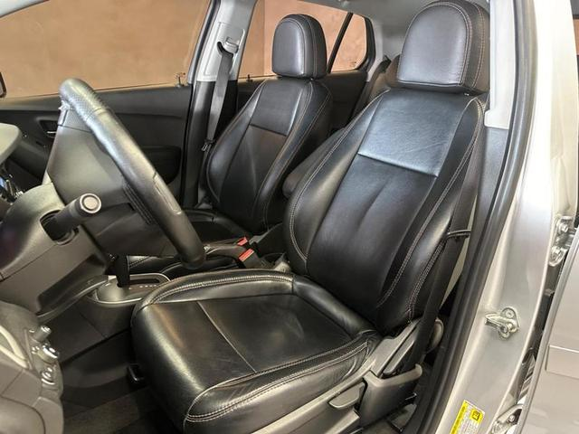 Foto do veículo CHEVROLET TRACKER  LT 1.4 TURBO 16V FLEX 4X2 AUT. 2018 84.975 KM 81.900,00