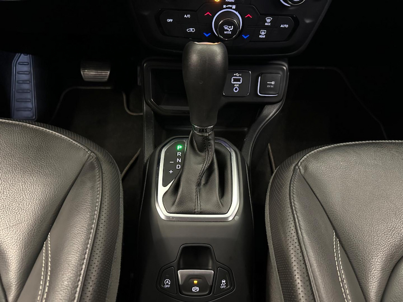 Foto do veículo JEEP RENEGADE  LONGITUDE 1.8 FLEX AUTOMATICO 2021 47.781 KM 91.900,00