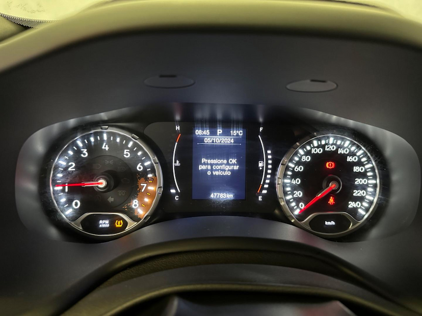 Foto do veículo JEEP RENEGADE  LONGITUDE 1.8 FLEX AUTOMATICO 2021 47.781 KM 91.900,00