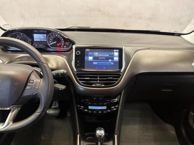 Foto do veículo PEUGEOT 2008  GRIFFE A 2016 57.537 KM 59.900,00