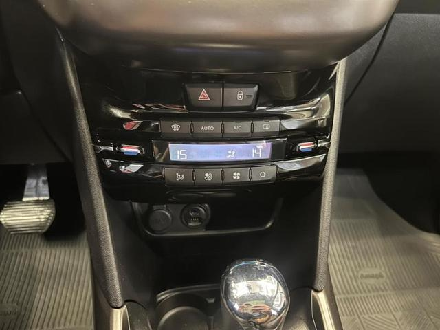 Foto do veículo PEUGEOT 2008  GRIFFE A 2016 57.537 KM 59.900,00