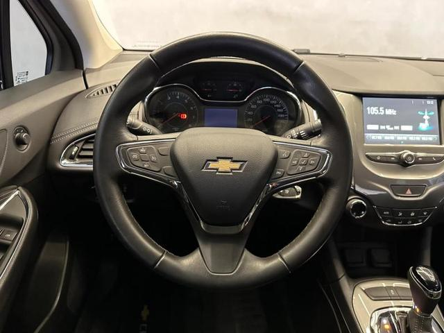 Foto do veículo CHEVROLET CRUZE  1.4 TURBO LT 16V FLEX 4P AUT 2019 31.685 KM 94.900,00