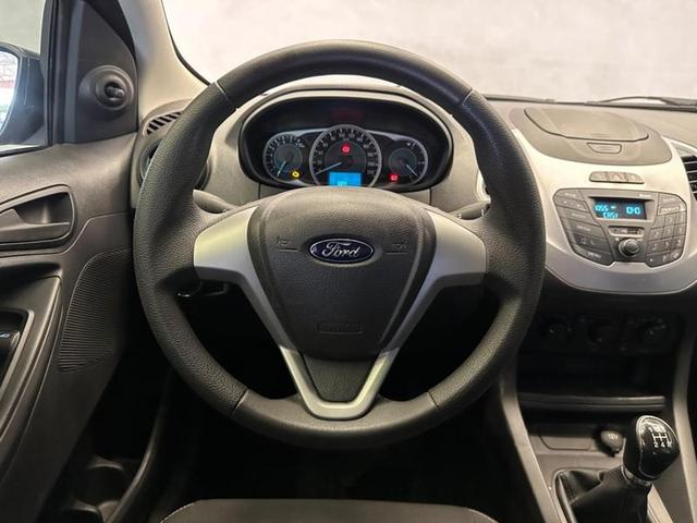 Foto do veículo FORD KA  1.0 SE 12V FLEX 4P MANUAL 2017 103.495 KM 43.900,00
