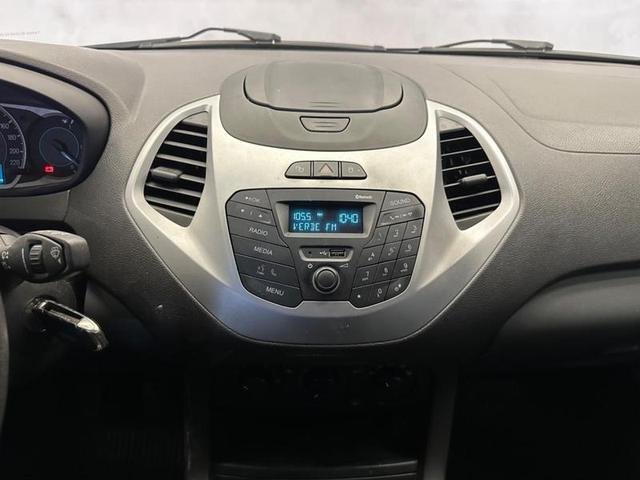 Foto do veículo FORD KA  1.0 SE 12V FLEX 4P MANUAL 2017 103.495 KM 43.900,00