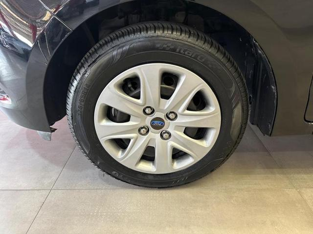 Foto do veículo FORD KA  1.0 SE 12V FLEX 4P MANUAL 2017 103.495 KM 43.900,00