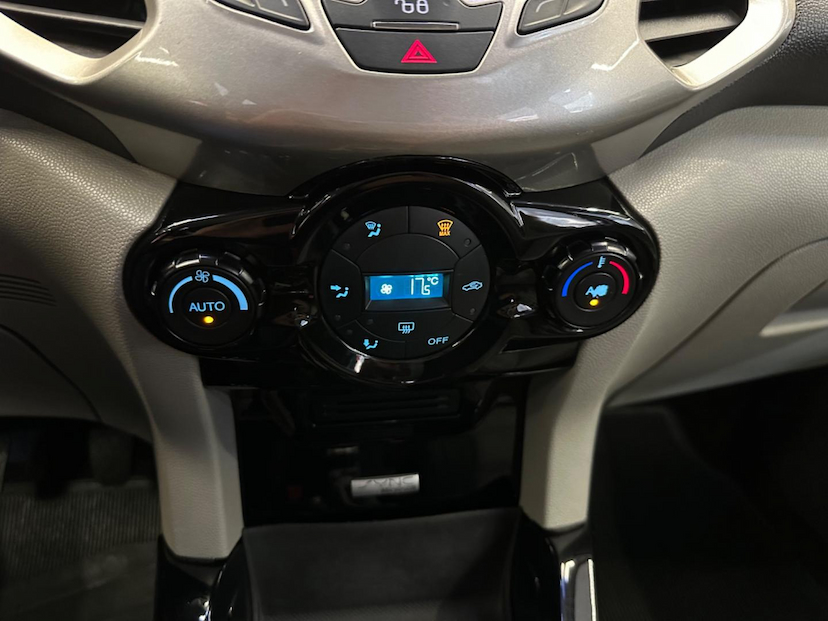 Foto do veículo FORD ECOSPORT  TITANIUM 1.6 2013 119.345 KM 51.900,00