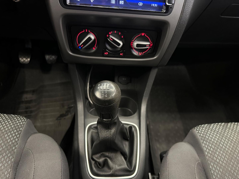 Foto do veículo VOLKSWAGEN FOX  TL MCV 2017 70.873 KM 52.900,00