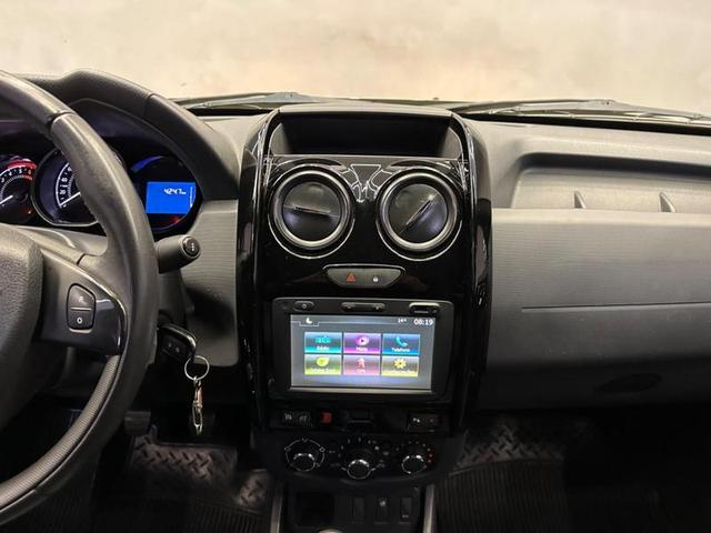 Foto do veículo RENAULT DUSTER OROCH  DYNA. 1.6 HI-FLEX 16V MEC 2016 55.546 KM 74.900,00