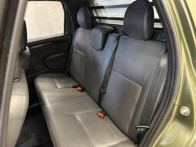 Foto do veículo RENAULT DUSTER OROCH  DYNA. 1.6 HI-FLEX 16V MEC 2016 55.546 KM 74.900,00