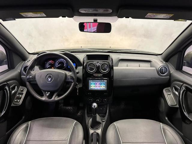 Foto do veículo RENAULT DUSTER OROCH  DYNA. 1.6 HI-FLEX 16V MEC 2016 55.546 KM 74.900,00