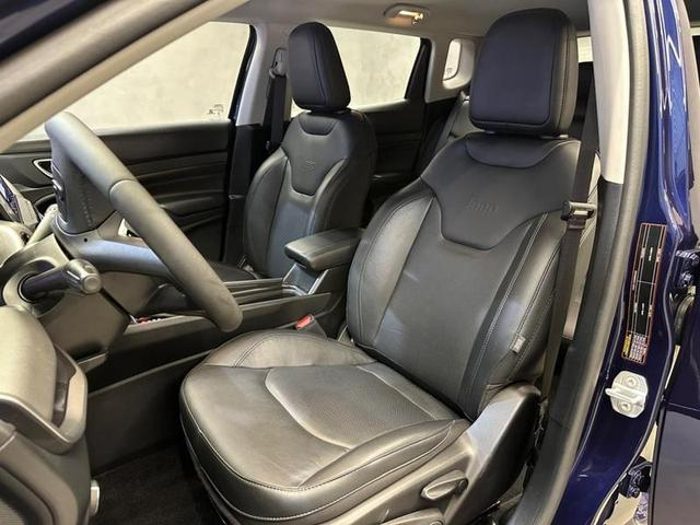 Foto do veículo JEEP COMPASS  LONGITUDE T270 TURBO FLEX AUT. 2022 17.700 KM 137.900,00