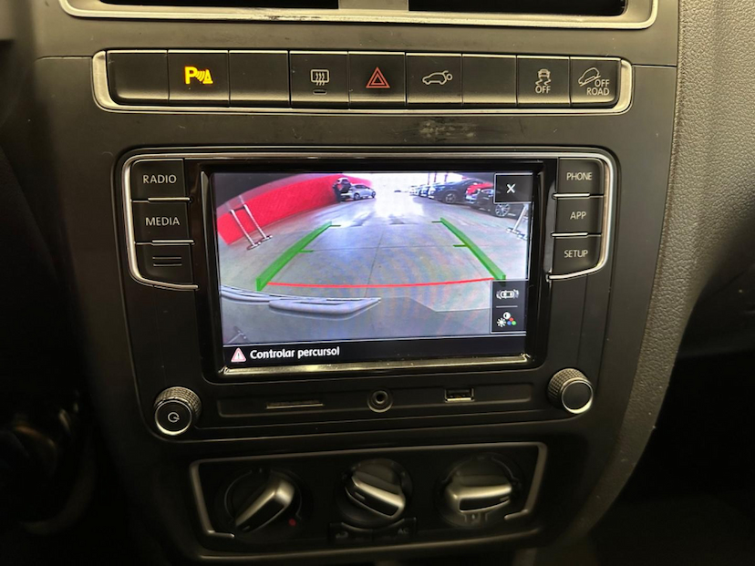 Foto do veículo VOLKSWAGEN CROSSFOX  1.6 16V 2018 123.674 KM 59.900,00