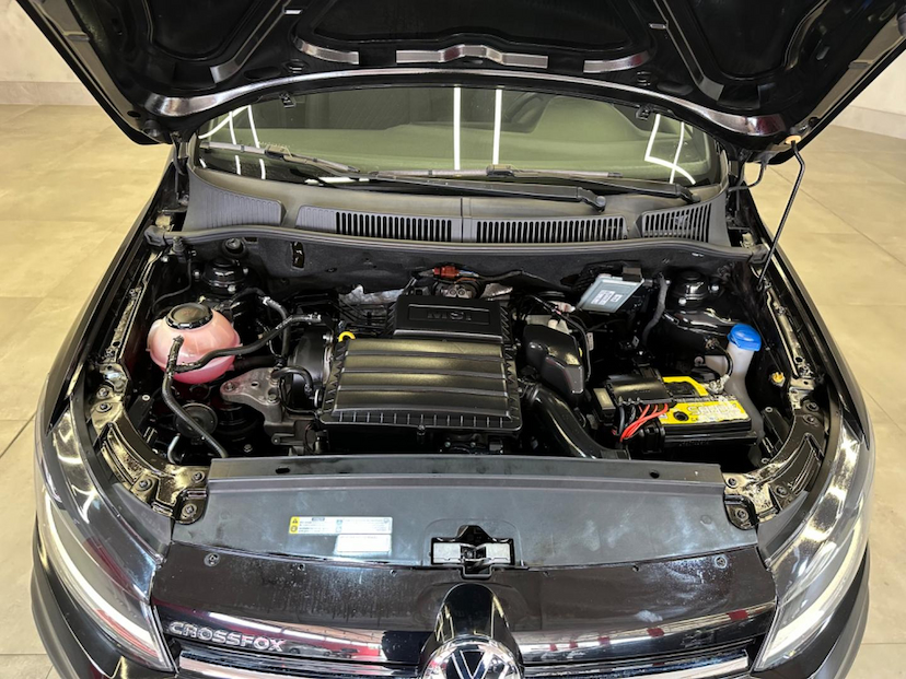 Foto do veículo VOLKSWAGEN CROSSFOX  1.6 16V 2018 123.674 KM 59.900,00