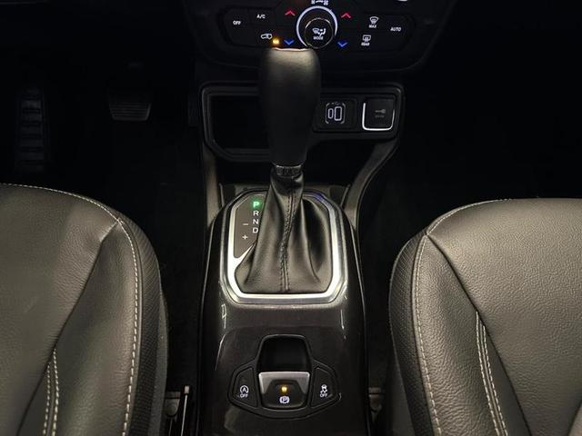 Foto do veículo JEEP RENEGADE  LONGITUDE T270 1.3 TB 4X2 FLEX AUT 2023 36.913 KM 114.900,00