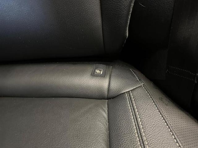 Foto do veículo JEEP RENEGADE  LONGITUDE T270 1.3 TB 4X2 FLEX AUT 2023 36.913 KM 114.900,00
