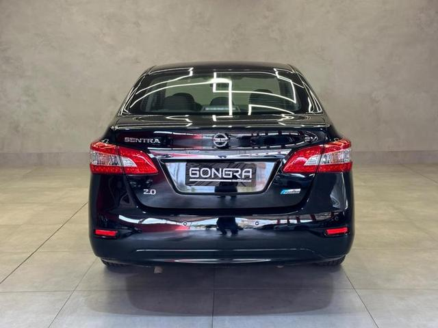 Foto do veículo NISSAN SENTRA NISSAN  20SV CVT 2014 104.097 KM 52.900,00