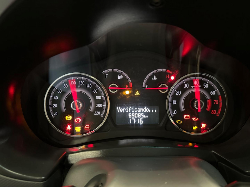 Foto do veículo FIAT PALIO FIAT  ATTRACT 1.0 2017 68.245 KM 44.900,00