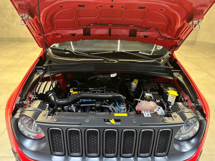 Foto do veículo JEEP RENEGADE  1.8 16V FLEX LONGITUDE 4P AUTOMATICO 2018 64.619 KM 79.900,00