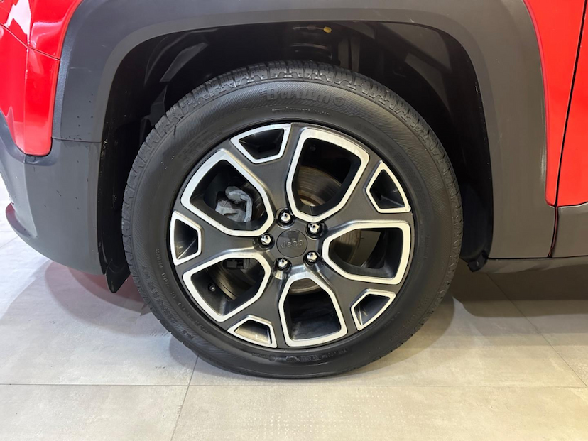 Foto do veículo JEEP RENEGADE  1.8 16V FLEX LONGITUDE 4P AUTOMATICO 2018 64.619 KM 79.900,00