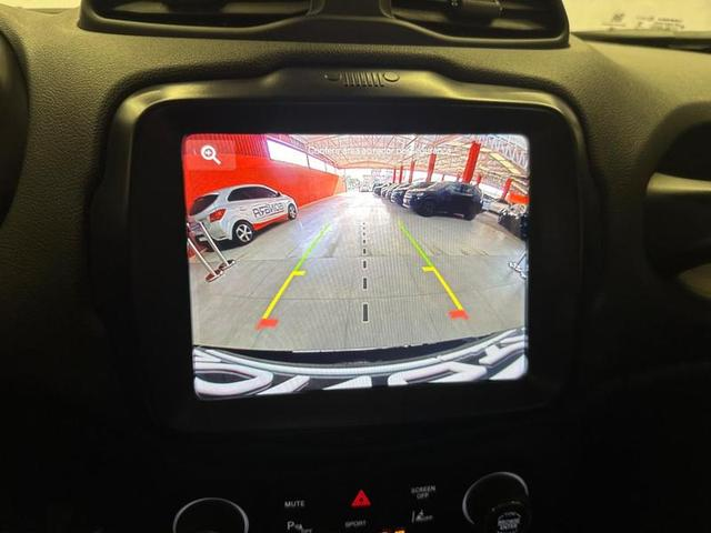 Foto do veículo JEEP RENEGADE  LONGITUDE T270 1.3 TB 4X2 FLEX AUT 2023 25.548 KM 116.900,00