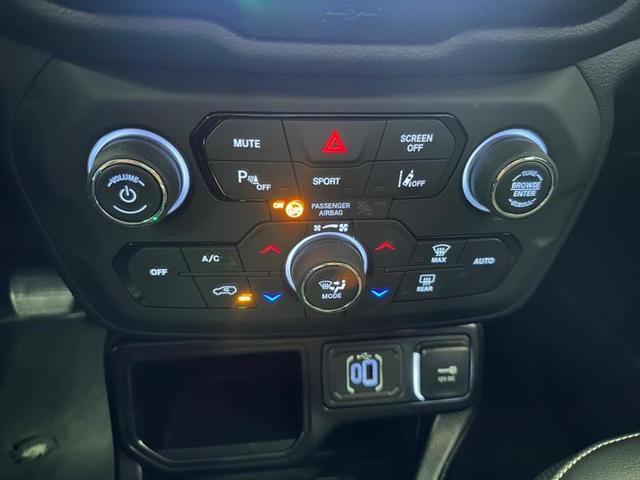 Foto do veículo JEEP RENEGADE  LONGITUDE T270 1.3 TB 4X2 FLEX AUT 2023 25.548 KM 116.900,00